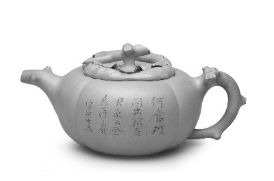 大柿子壶  范大生