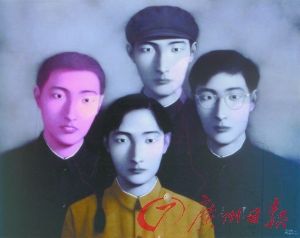 张晓刚《大家庭NO.1》（布面油画）200cm×300cm